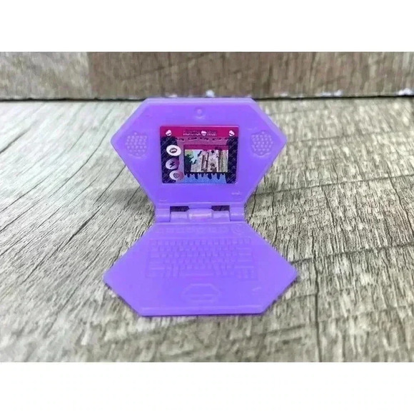 Mattel Other - Monster High Doll Cleo de Nile 13 Wishes Party Lounge Purple Laptop Accessory